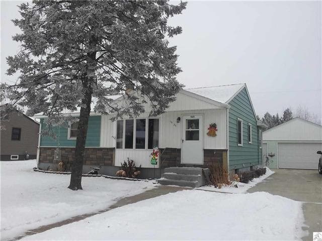 1925 E 31st St, Hibbing, MN 55746 photo 1