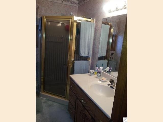 1925 E 31st St, Hibbing, MN 55746 photo 5