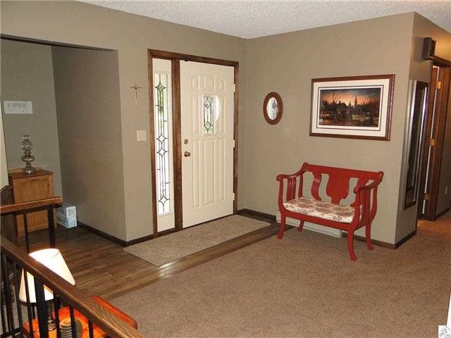 4832 S Shore Dr, Duluth, MN 55811 photo 2