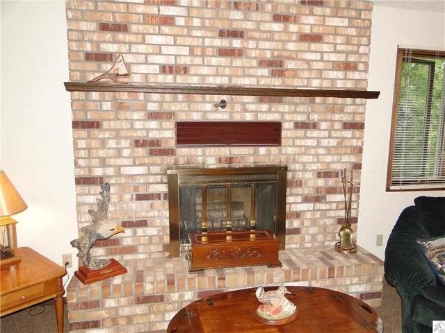 4832 S Shore Dr, Duluth, MN 55811 photo 4
