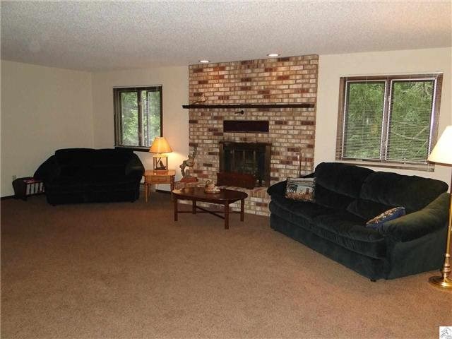 4832 S Shore Dr, Duluth, MN 55811 photo 3