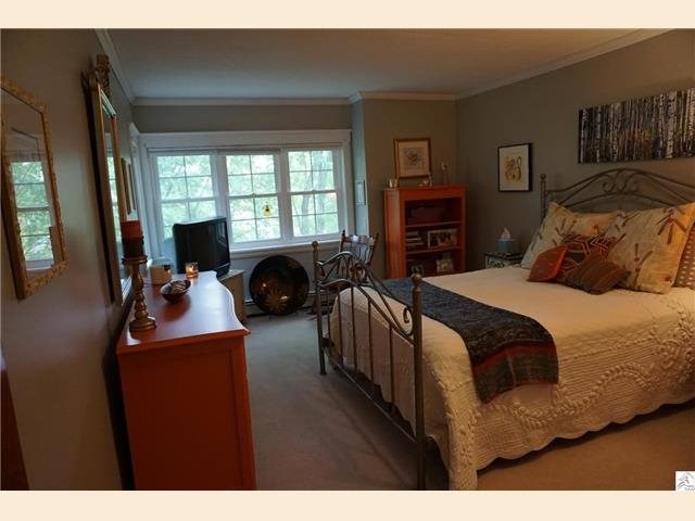 3606 Crescent View Ave, Duluth, MN 55804 photo 8