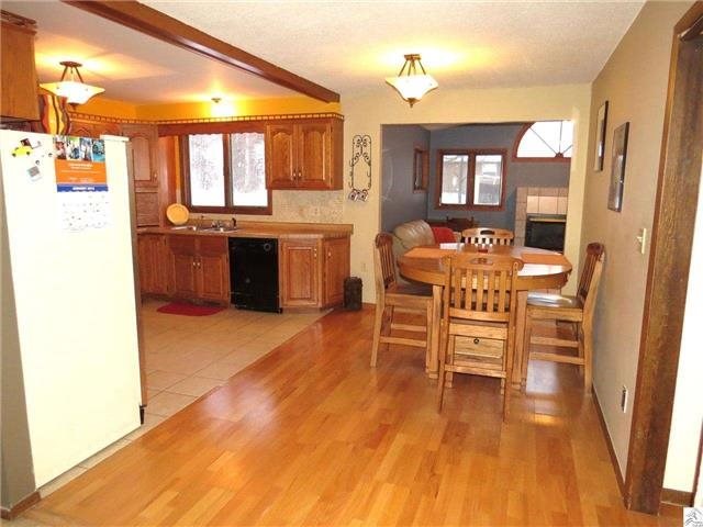 830 Almac Dr, Duluth, MN 55810 photo 4
