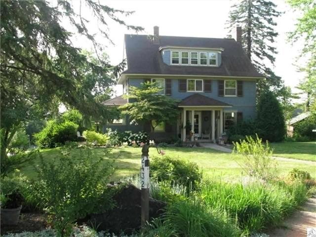 2432 E 7th St, Duluth, MN 55812 photo 1