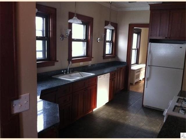 330 N 16th Ave E, Duluth, MN 55812 photo 10