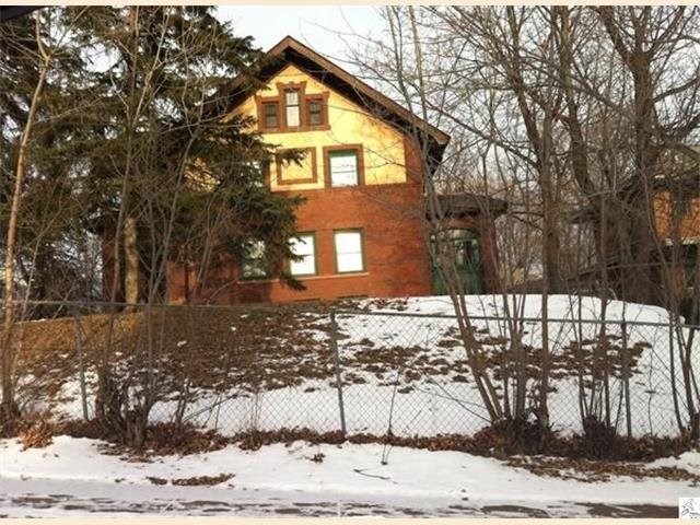 330 N 16th Ave E, Duluth, MN 55812 photo 2