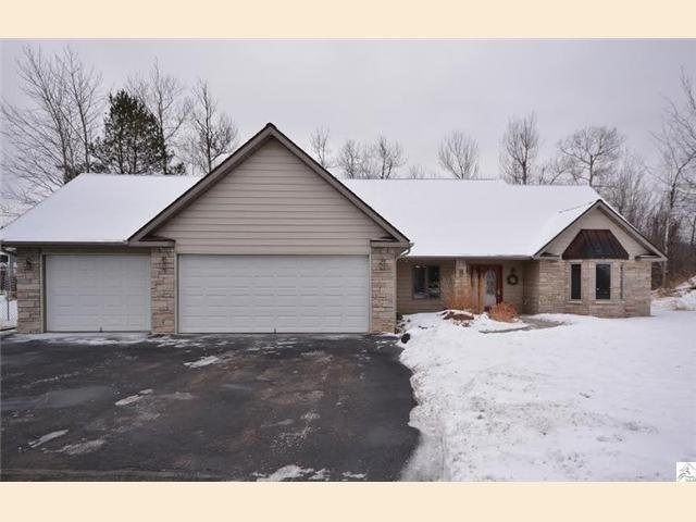 729 Creekside Cr, Duluth, MN 55811 photo 1