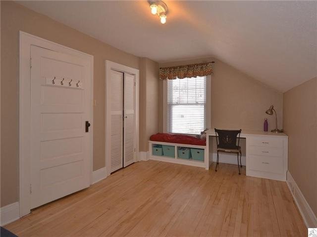 1311 E 9th St, Duluth, MN 55805 photo 10