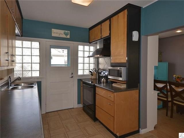 1311 E 9th St, Duluth, MN 55805 photo 6