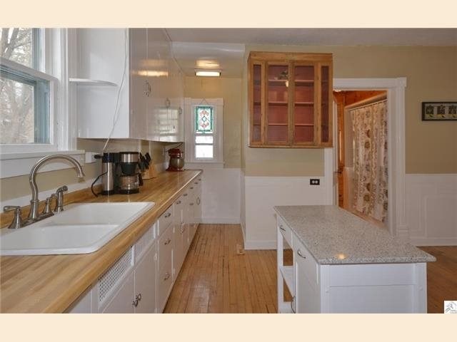 111 Carlisle Ave, Duluth, MN 55803 photo 4
