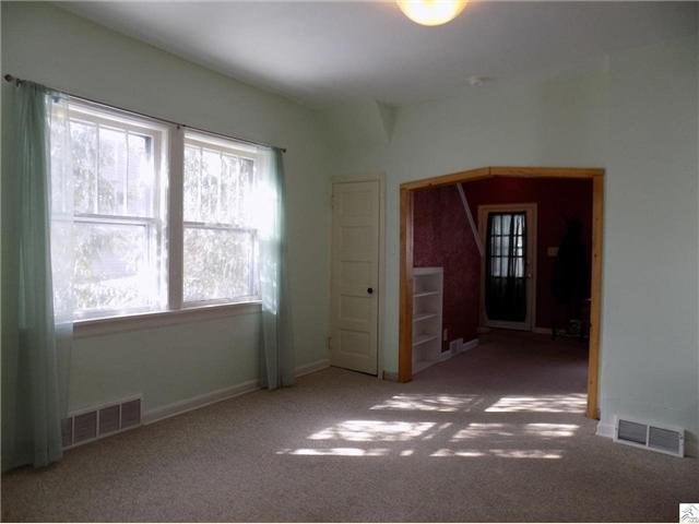 1020 E 9th St, Duluth, MN 55805 photo 11