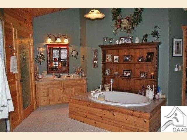10154 E Gustafson Rd, Angora, MN 55703 photo 9
