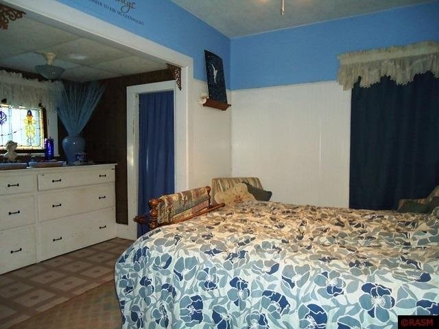 210 E Spring St, Kasota, MN 56050 photo 12