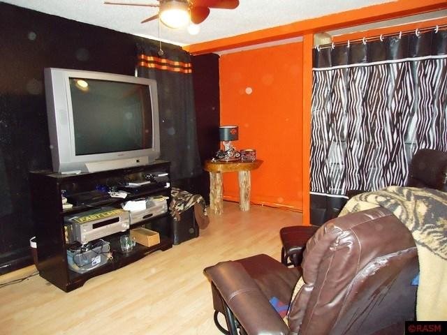 210 E Spring St, Kasota, MN 56050 photo 16