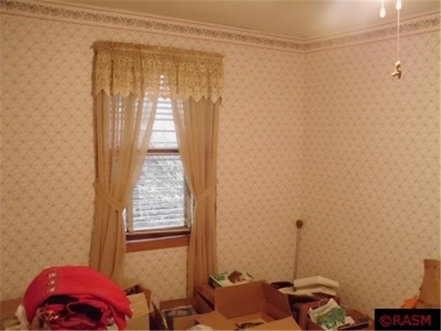 425 W Park Row, Saint Peter, MN 56082 photo 8
