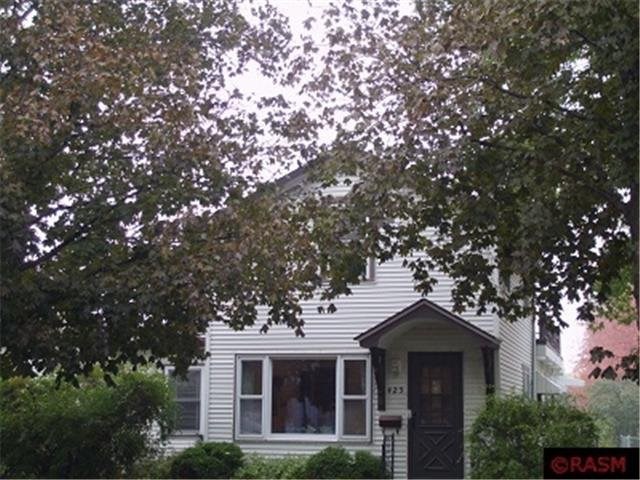 425 W Park Row, Saint Peter, MN 56082 photo 1