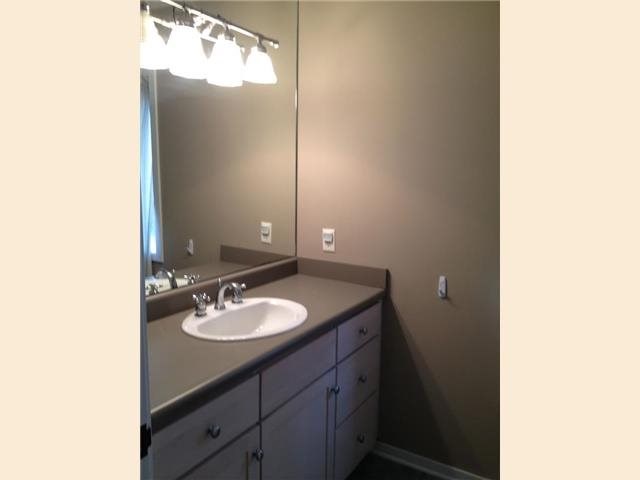 717 W Grace St, Saint Peter, MN 56082 photo 14