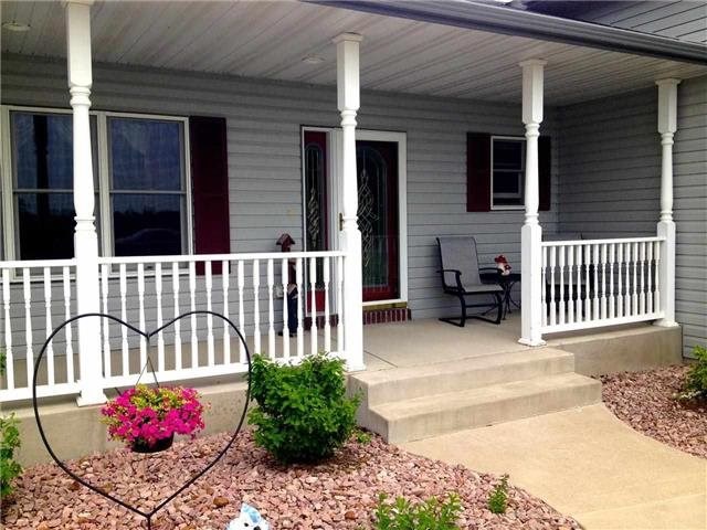 44137 Willow Rd, Saint Peter, MN 56082 photo 2