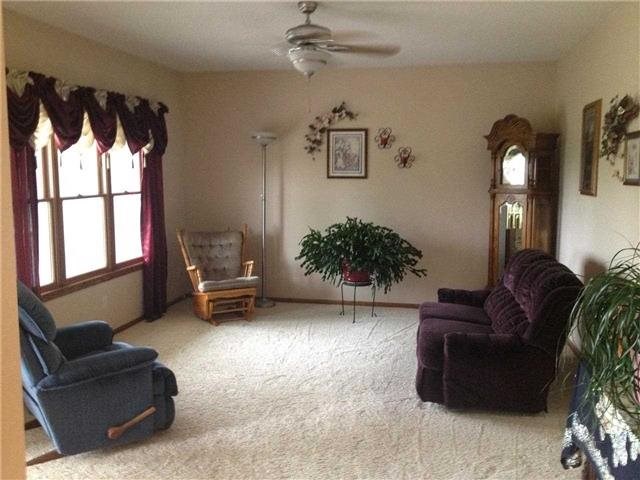 44137 Willow Rd, Saint Peter, MN 56082 photo 8