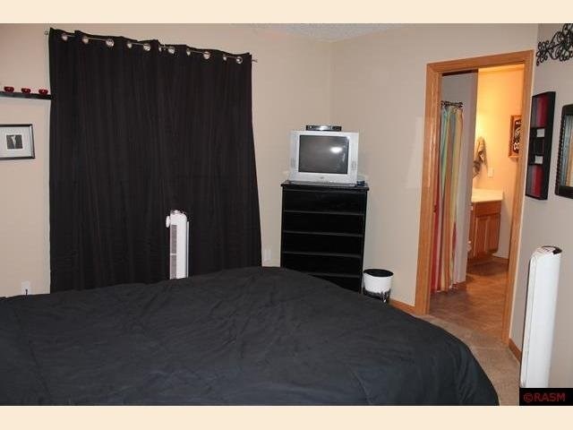 537 Tanager Path, Mankato, MN 56001 photo 2