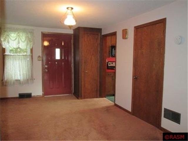 818 N 3rd St, Saint Peter, MN 56082 photo 12