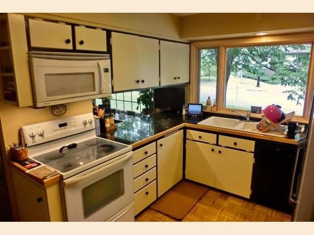 702 Lower Johnson Cir, Saint Peter, MN 56082 photo 3