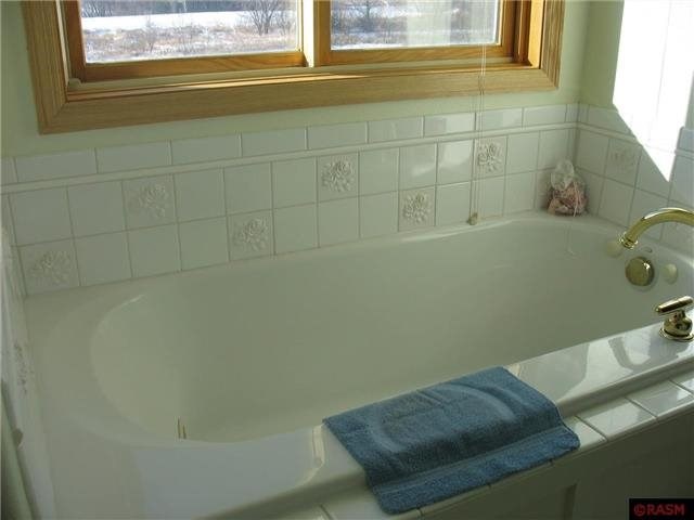 436 Thomas, Eagle Lake, MN 56024 photo 10
