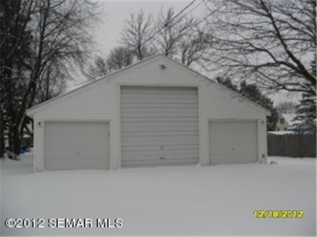 2106 Oakland Ave E, Austin, MN 55912 photo 3
