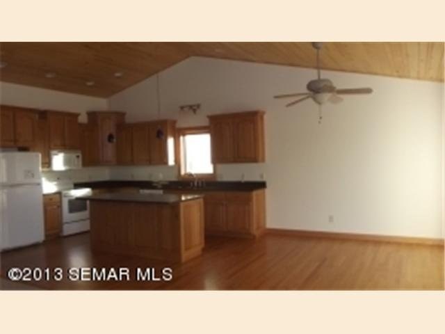 404 3rd Se Ave, Spring Grove, MN 55974 photo 7
