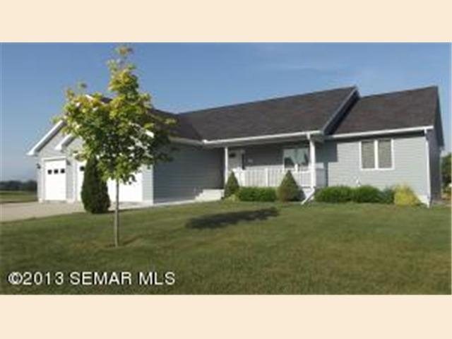 404 3rd Se Ave, Spring Grove, MN 55974 photo 1