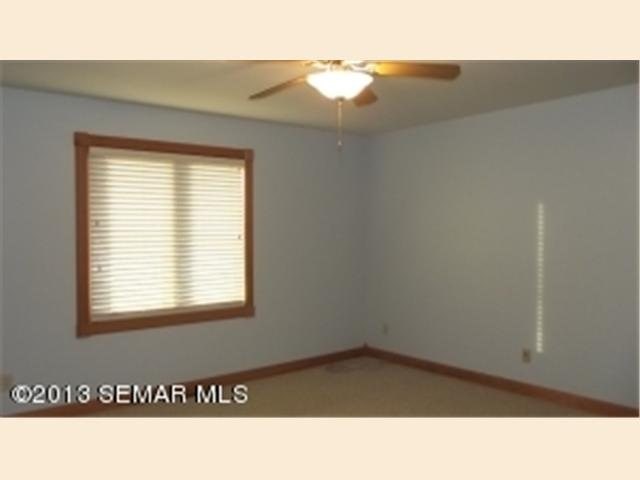 404 3rd Se Ave, Spring Grove, MN 55974 photo 10