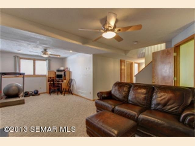 725 4th Ave SW, Plainview, MN 55964 photo 20