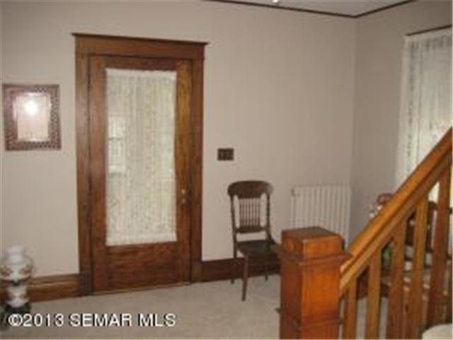 332 E 2nd St, Albert Lea, MN 56007 photo 2