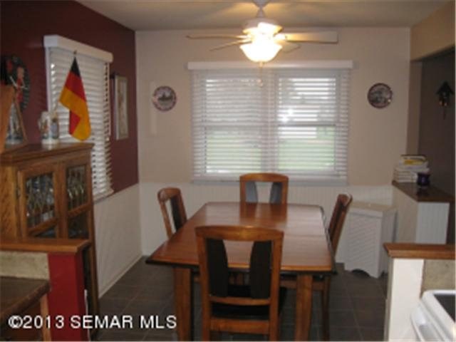 815 S 3rd Ave, Albert Lea, MN 56007 photo 5