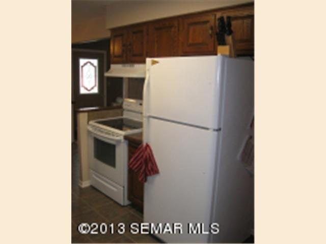 815 S 3rd Ave, Albert Lea, MN 56007 photo 4