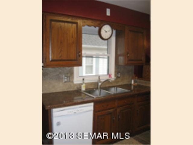815 S 3rd Ave, Albert Lea, MN 56007 photo 3