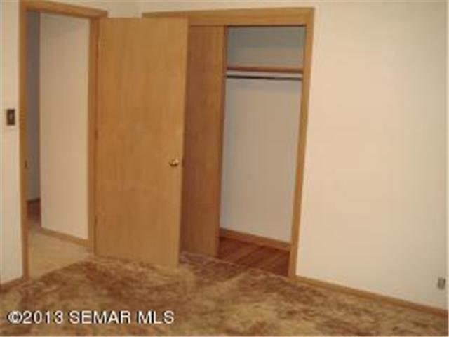 2012 4th Ave NE, Austin, MN 55912 photo 7