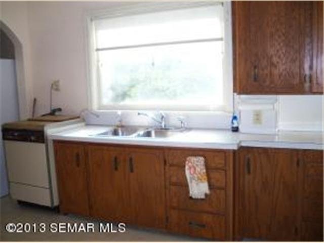 317 N Section Ave, Spring Valley, MN 55975 photo 2