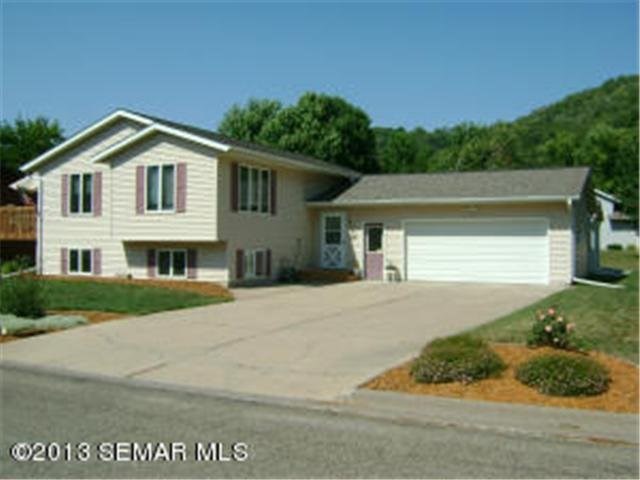 473 Rolling View Dr, Rollingstone, MN 55969 photo 1