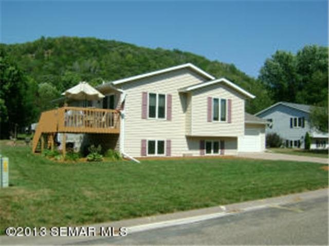 473 Rolling View Dr, Rollingstone, MN 55969 photo 2