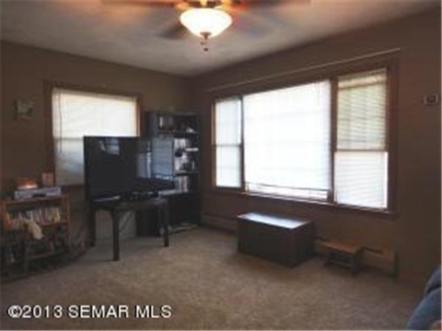 240 1st Ne St, Plainview, MN 55964 photo 4