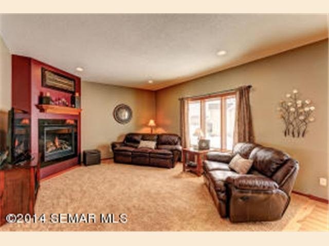 1714 Ancaster Dr NE, Byron, MN 55920 photo 4