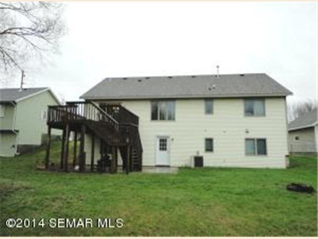 400 7th St SW, Plainview, MN 55964 photo 2