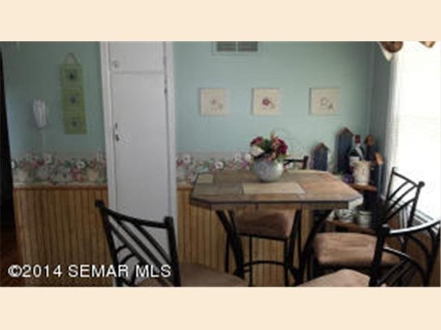 722 Ulstad Ave, Albert Lea, MN 56007 photo 2