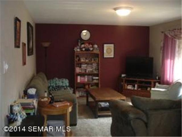 416 S Hokah St, Caledonia, MN 55921 photo 4