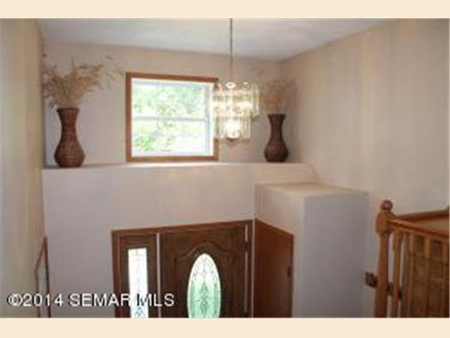 621 Glendale St, Owatonna, MN 55060 photo 4