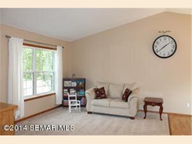 621 Glendale St, Owatonna, MN 55060 photo 6