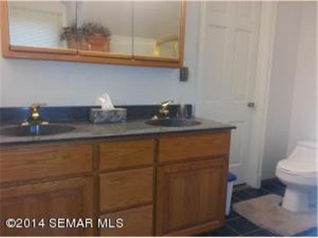 608 E Adams St, Caledonia, MN 55921 photo 28