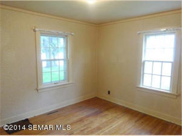 631 7th St E, Albert Lea, MN 56007 photo 9
