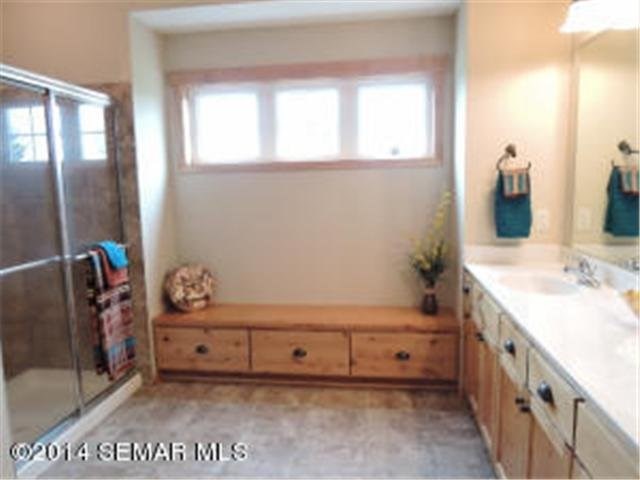 11420 Circle Ridge Ct, Faribault, MN 55021 photo 15